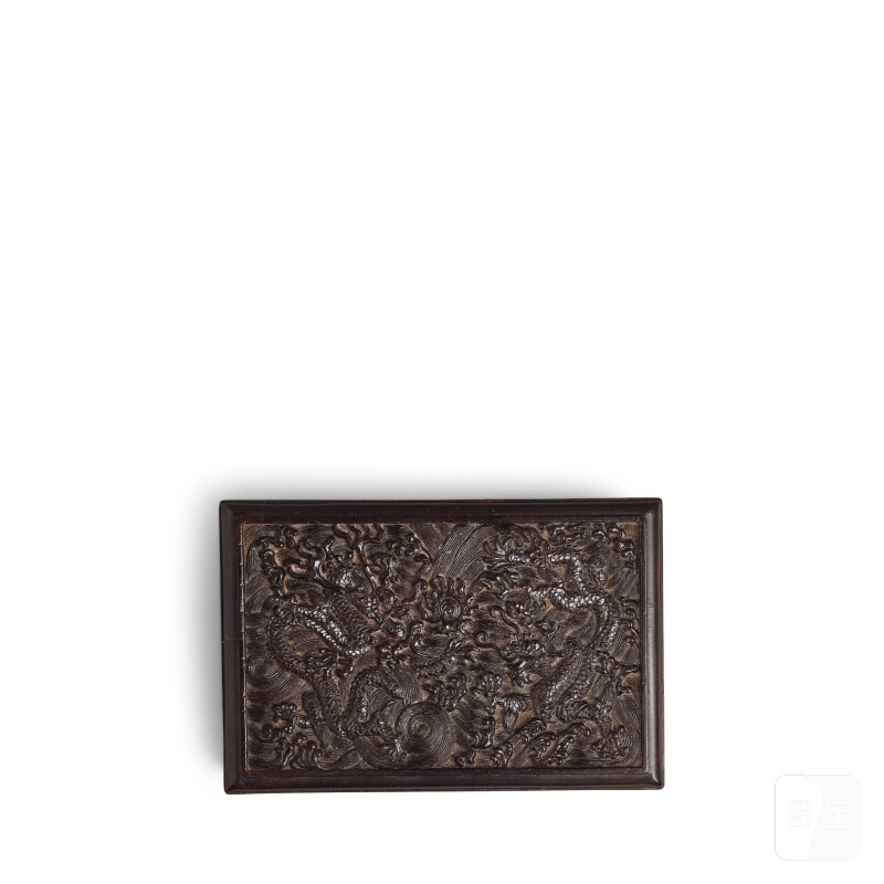 十九世紀 雕雙龍戲珠紋木盒 | A CARVED WOOD 'DRAGON' RECTANGULAR BOX AND COVER - 图3